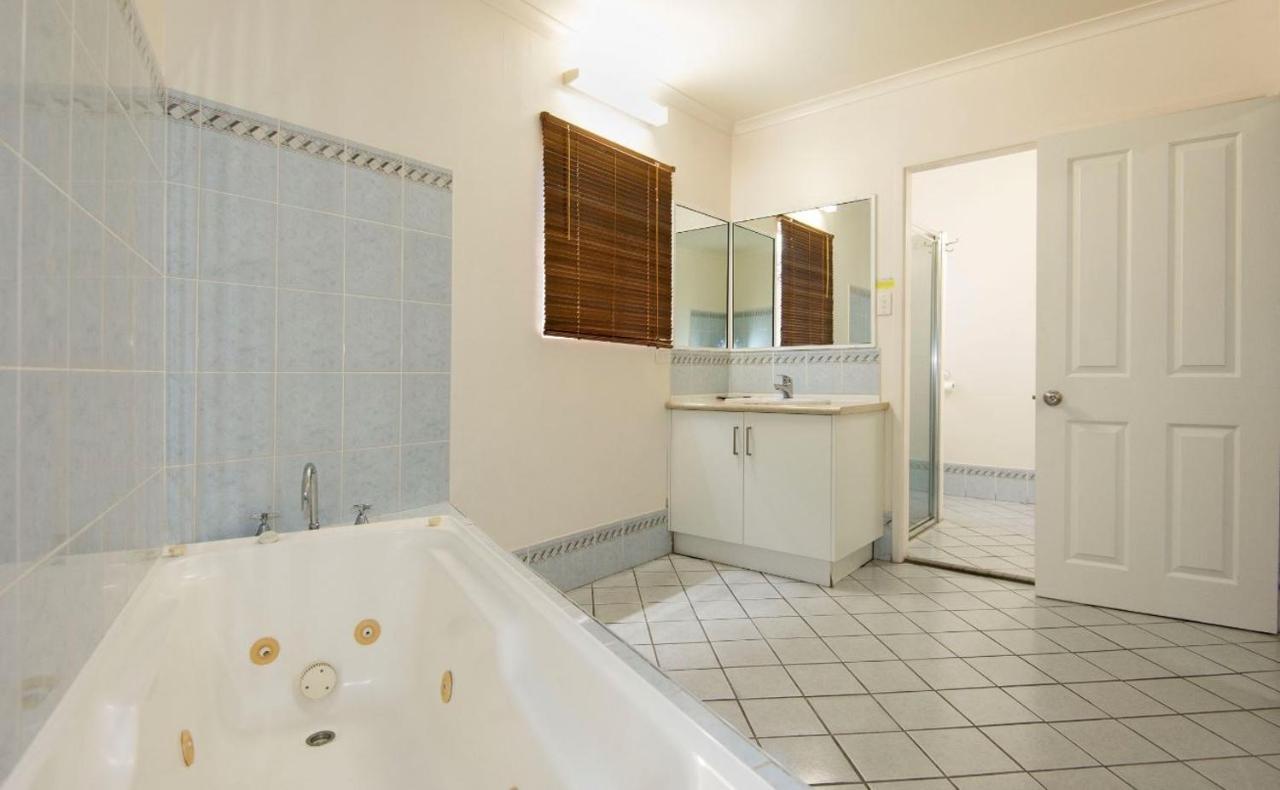 Coral Sands Motel Mackay Zewnętrze zdjęcie